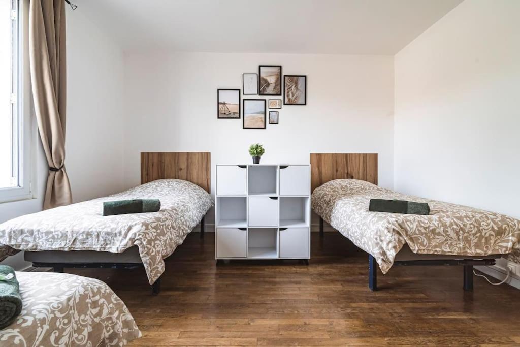 La "Taniere" Pour 6 Personnes Apartment Isles-sur-Suippe Exterior photo