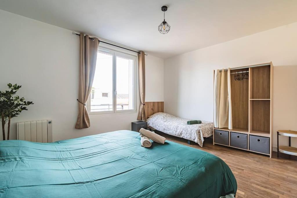 La "Taniere" Pour 6 Personnes Apartment Isles-sur-Suippe Exterior photo